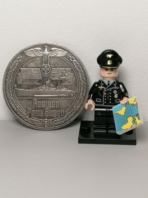 WW2 German Navy officer minifigure Kriegsmarine with coin