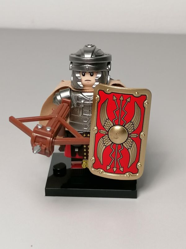 Roman Empire legionary minifigure