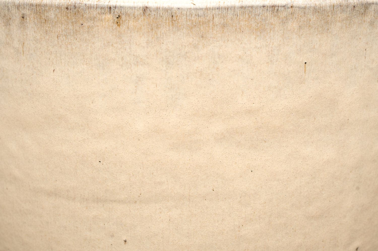 Iris (GT992) Ceramic Pot, Colour: WH001 White, Size: 12"x16"