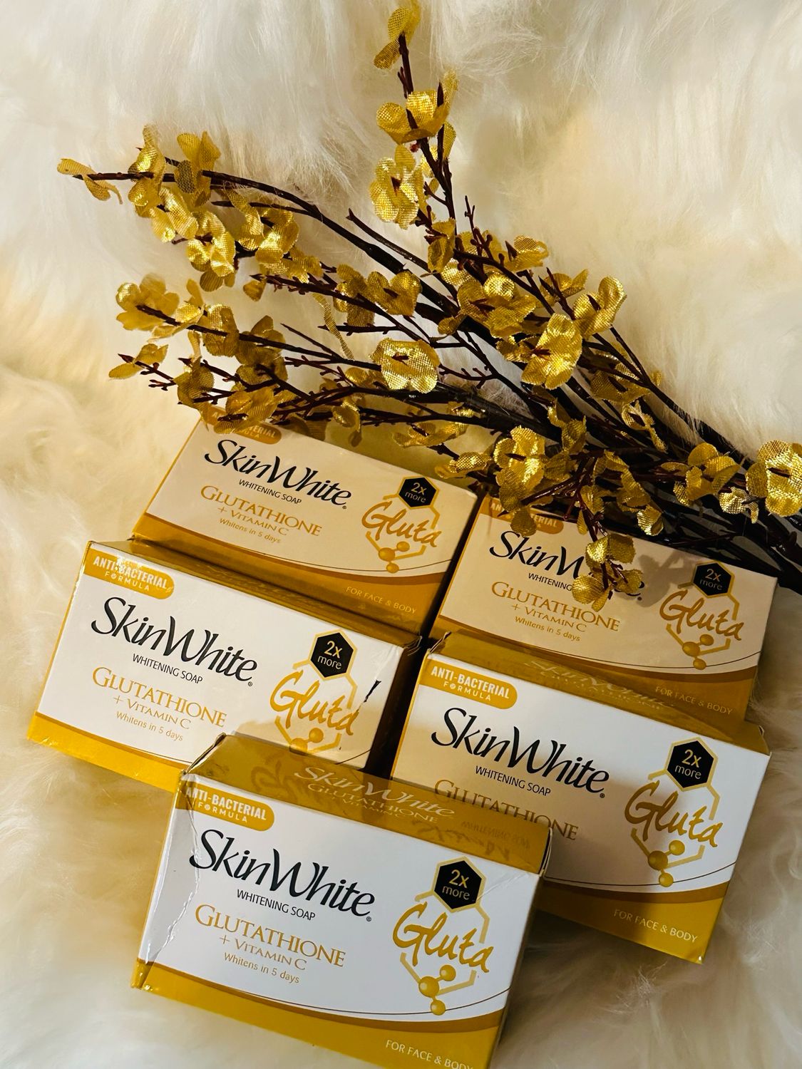 Skin White Whitening Soap with Glutathione 90g
