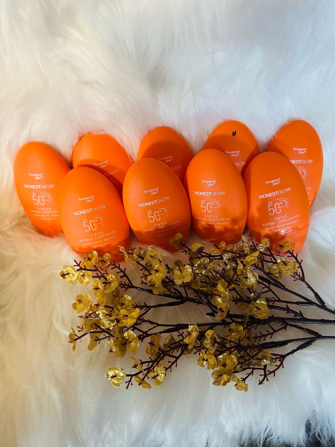 Honest Glow 50 SPT Tinted Papaya Sunscreen
