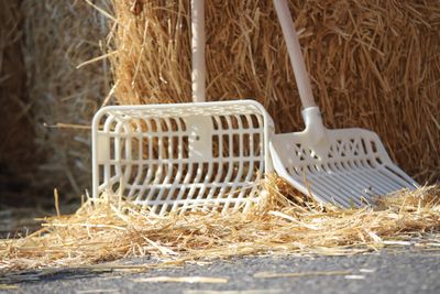 Stable supplies