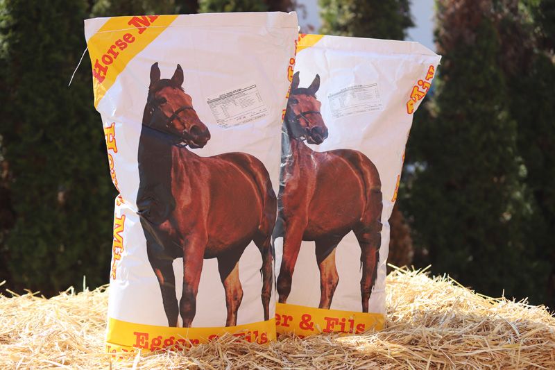 Horse Mix Oats bagged