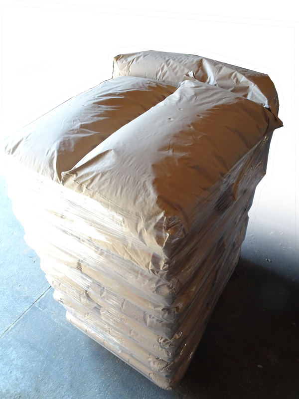Straw meal from straw pellets