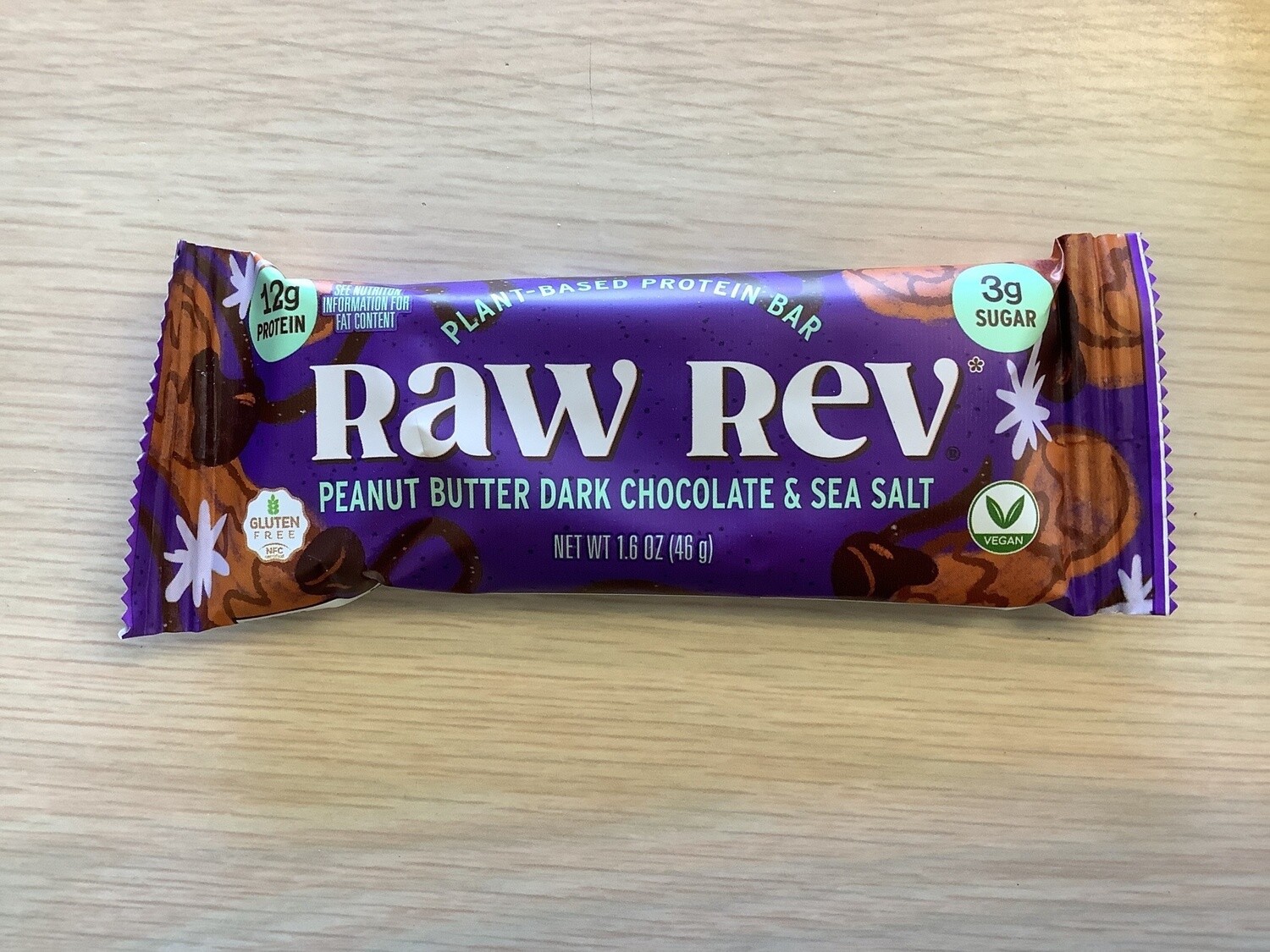 RAW REV GLO BAR PEANUT BUTTER DARK CHOCOLATE &amp; SEA SALT single