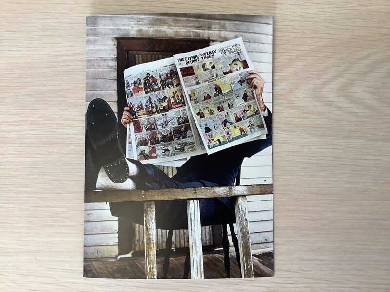 AVANTI AMERICA MAN READING NEWSPAPER COMICS BIRTHDAY CARD