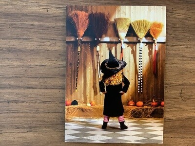 AVANTI CARD HALLOWEEN LITTLE WITCH BROOMS