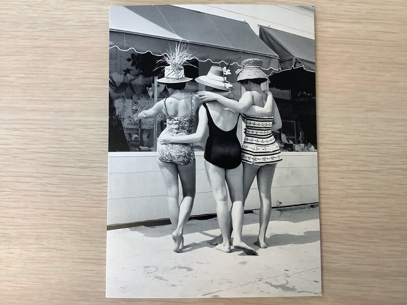 AVANTI AMERICA BATHING BEAUTIES FRIENDSHIP CARD