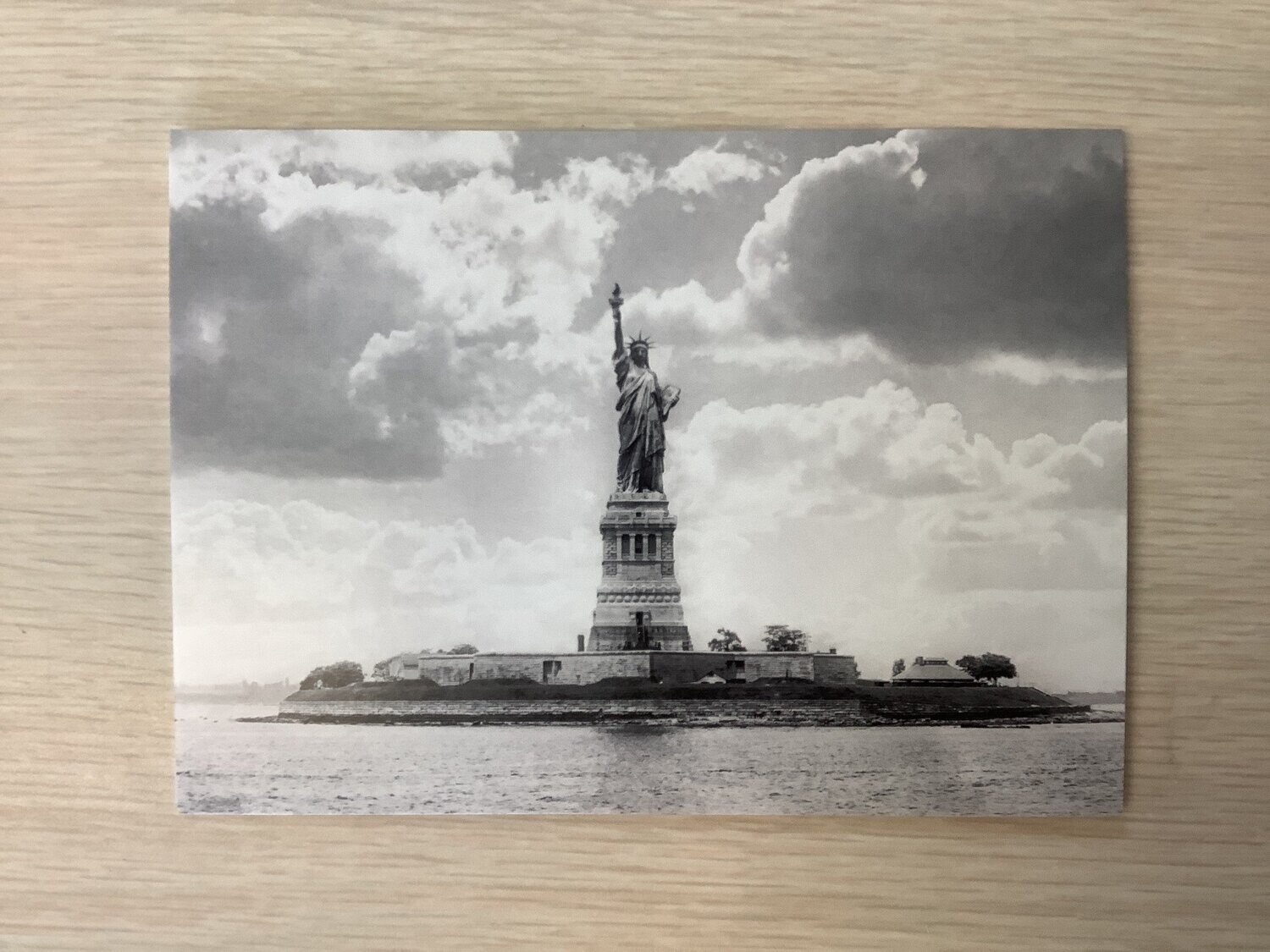 AVANTI AMERICA STATUE OF LIBERTY BLANK CARD
