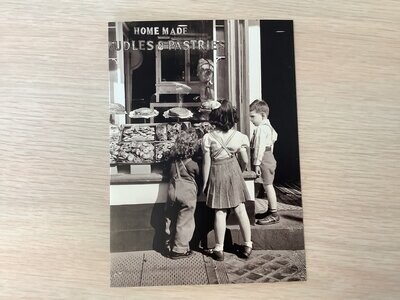 AVANTI AMERICA KIDS AT NEW YORK BAKERY FRIENDSHIP CARD