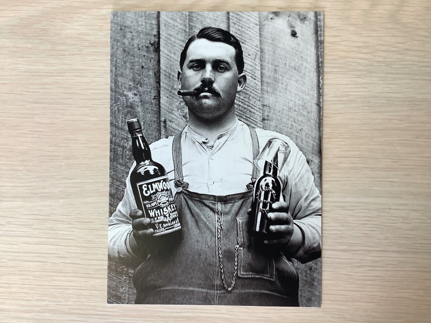 AVANTI AMERICA MAN HOLDING WHISKEY AND BEER BIRTHDAY CARD