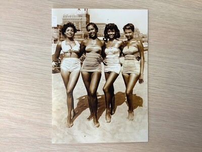 AVANTI AMERICA FOUR WOMEN ON BEACH BIRTHDAY CARD