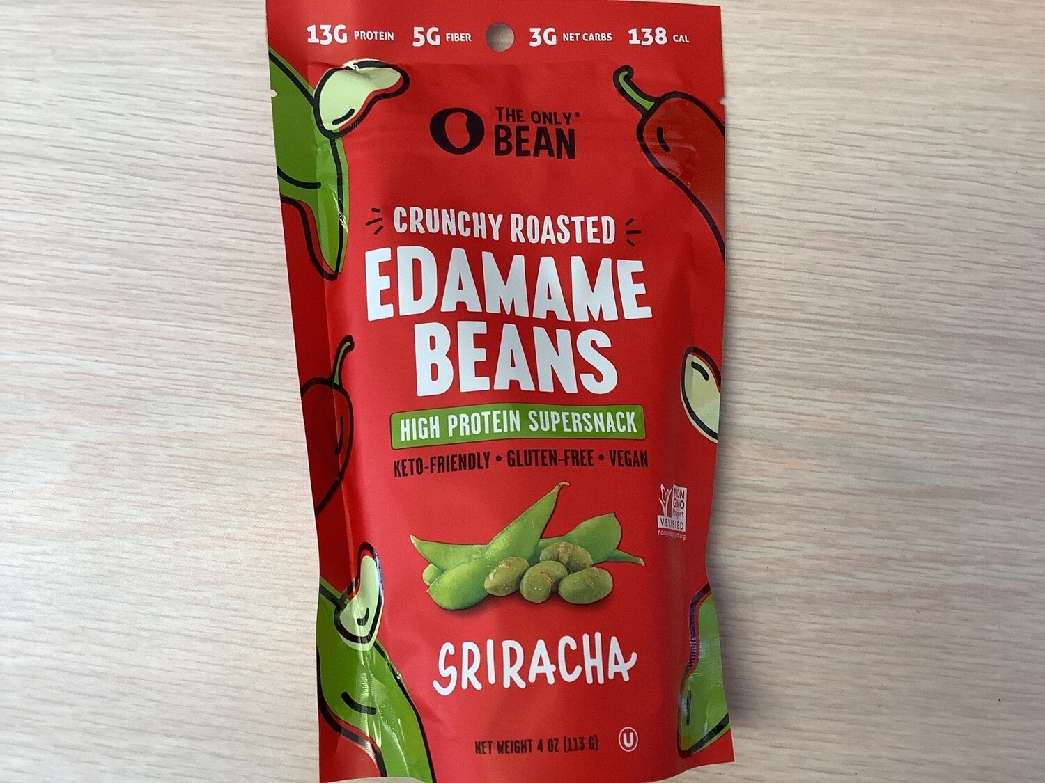 THE ONLY BEAN EDAMAME BEANS CRUNCHY ROASTED SRIRACHA 4 OZ