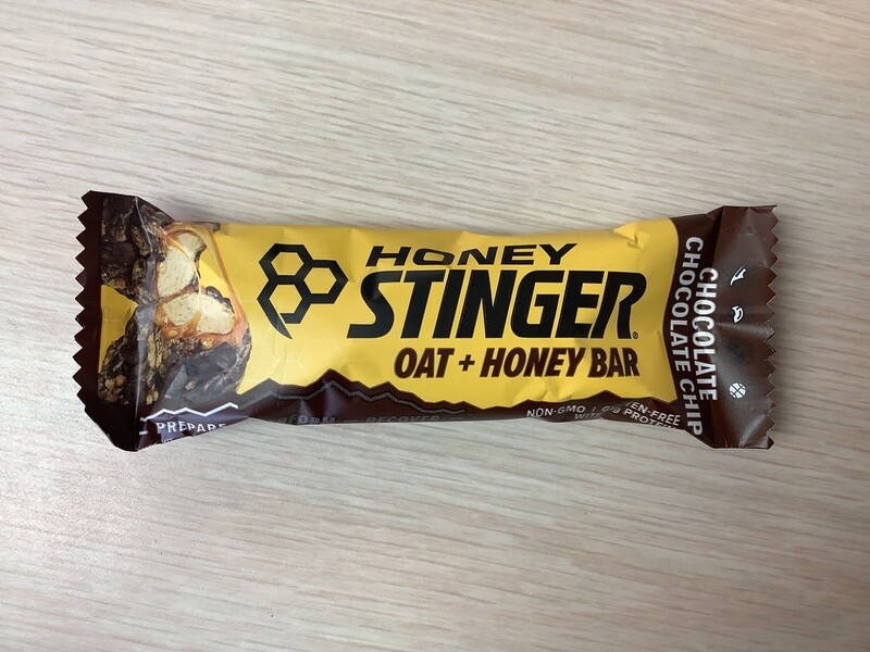 HONEY STINGER OAT AND HONEY CHOCOLATE CHIP single