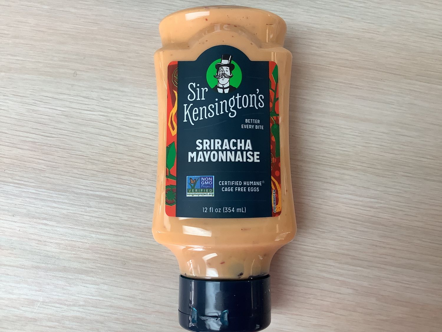 Sir Kensingtons Mayonnaise Sriracha Squeeze - 12OZ