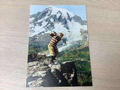 AVANTI AMERICA GOLFER ON CLIFF BIRTHDAY CARD
