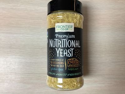 FRONTIER CO-OP Premium Nutritional Yeast Flakes 3.6 oz