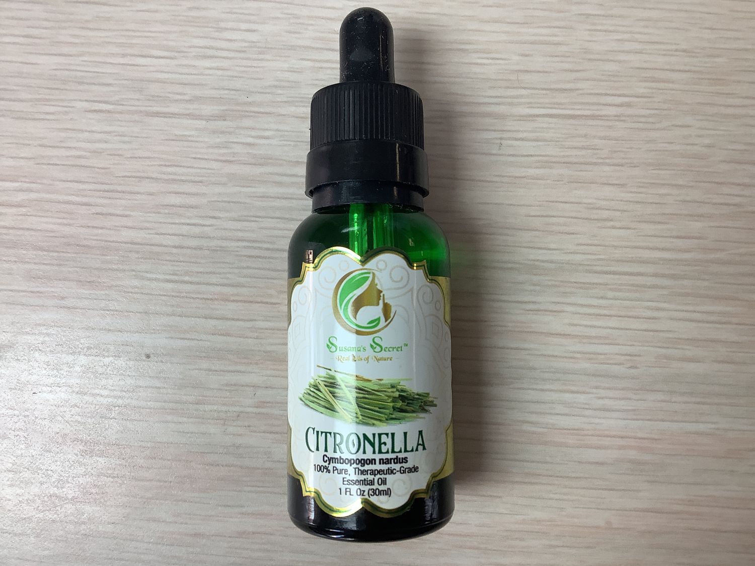 SUSANNAS SECRET CITRONELLA ESSENTIAL OIL 1 Oz