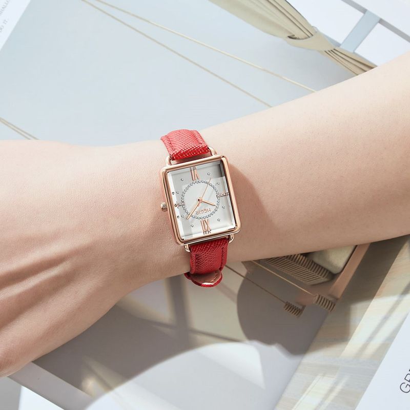 MEGIR Women Watch Luxury Fashion Leather Strap Ladies Quartz Wristwatch Casual Sport Wrist Watches Dress Clock Relogio Feminino 7027