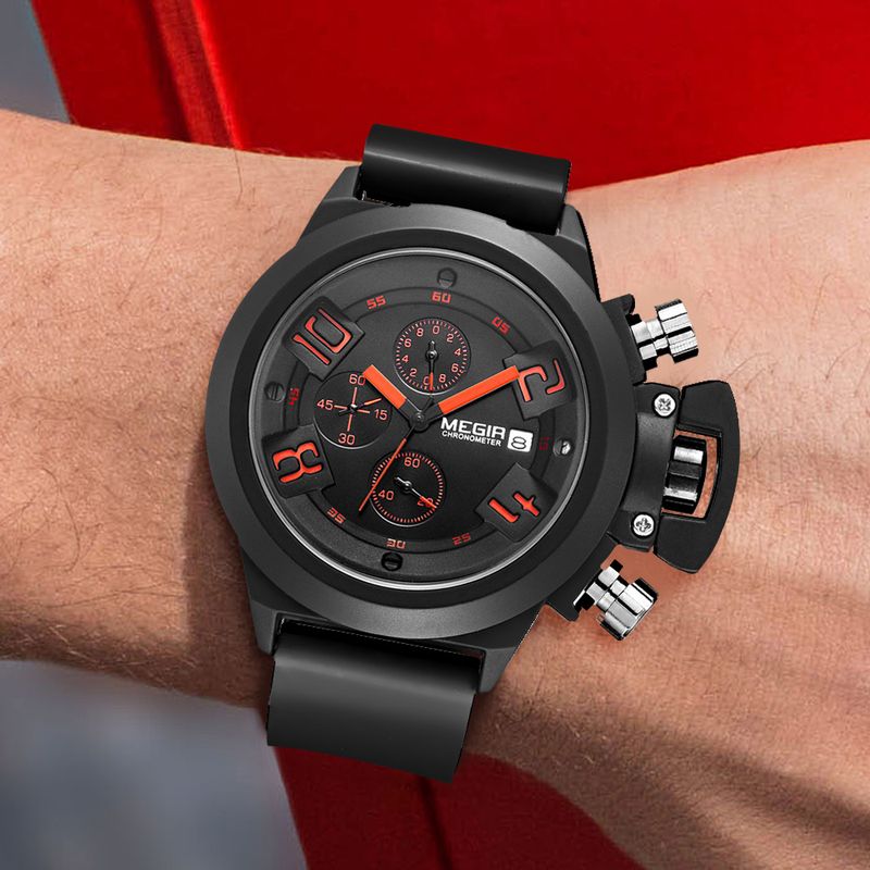 MEGIR Men Watches Luxury Fashion Sport Military Chronograph Luminous Date Quartz Wristwatch Clock Big Dial Relogio Masculino 2002