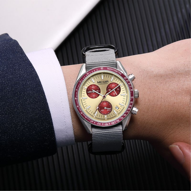 MEGIR Fashion Brand Men Wristwatches Military Sport Watches Canvas Strap Waterproof Chronograph Clock Gift for Men Montre Homme 2247