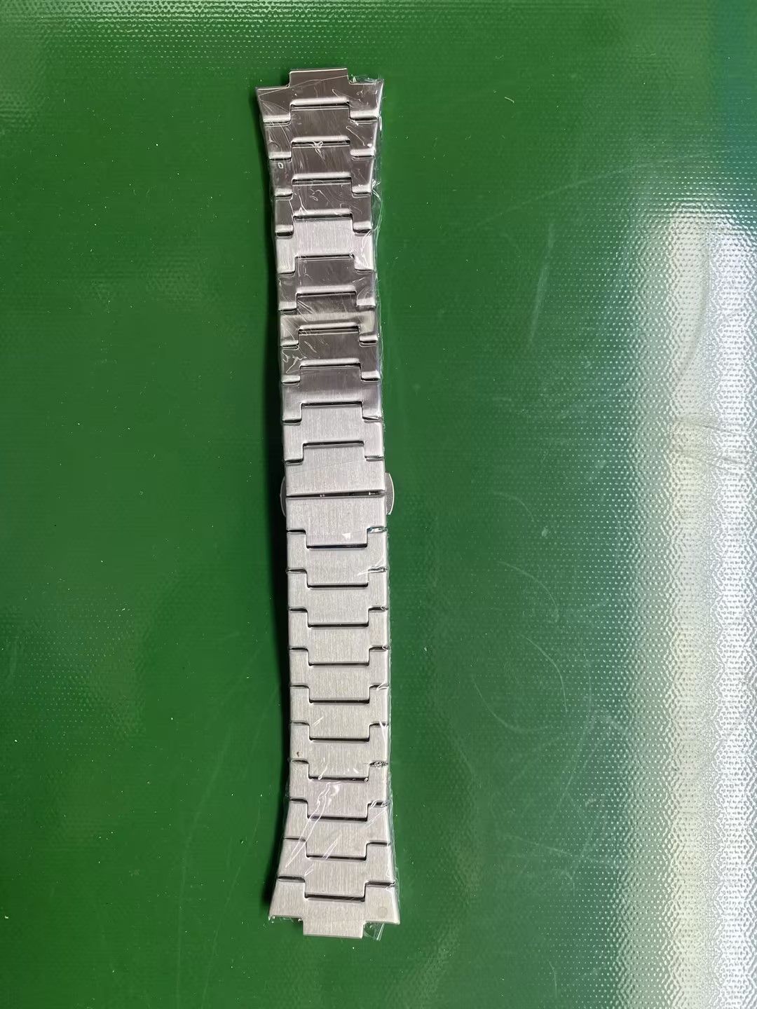 MEGIR 1086 Watch Strap, Watch Band, Replacement Bracelet