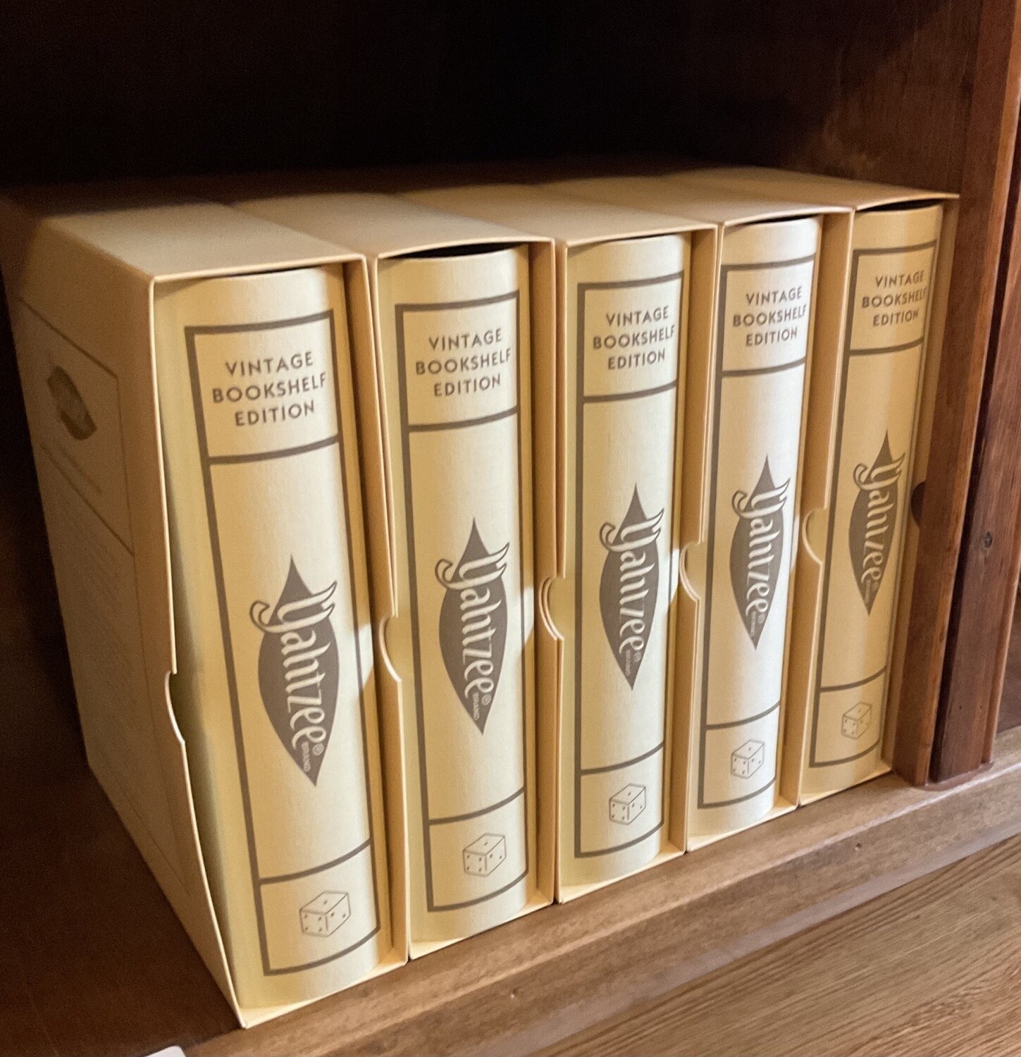 VINTAGE GAME- YAHTZEE