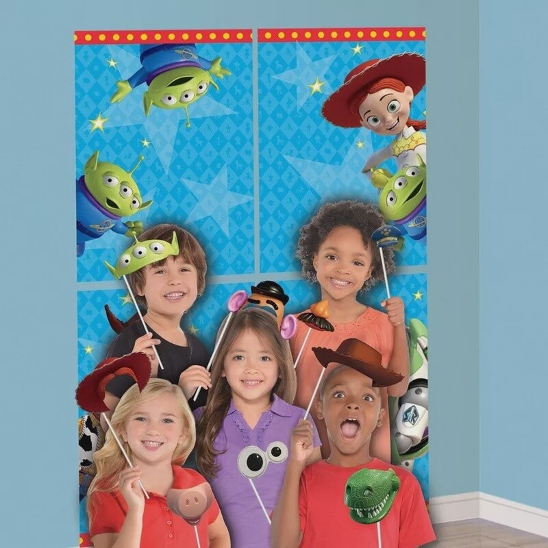 Toy Story scene setter w photo props