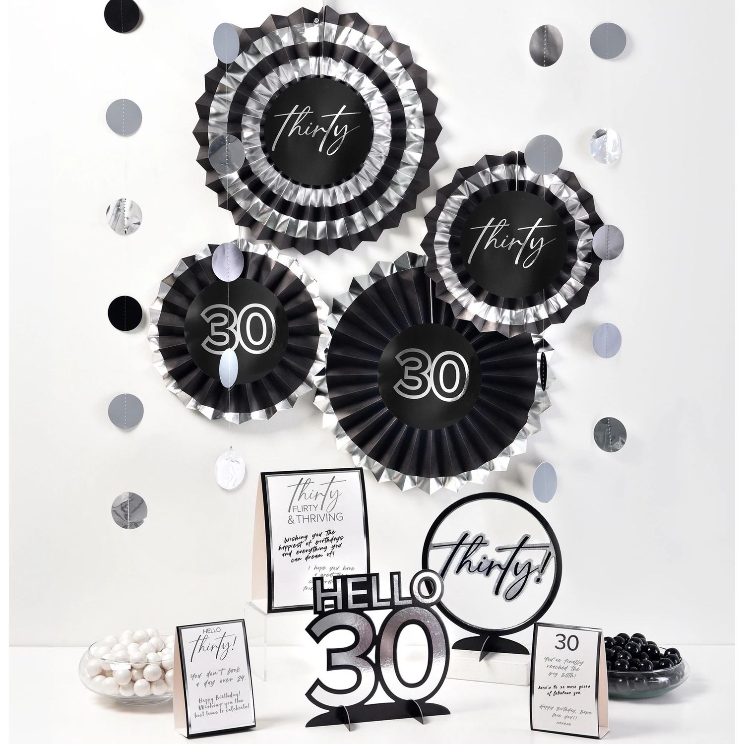 Hello Thirty Room Decorating Kit – 13ct