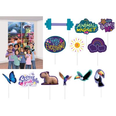 Encanto Scene Setter 6"H- with Props