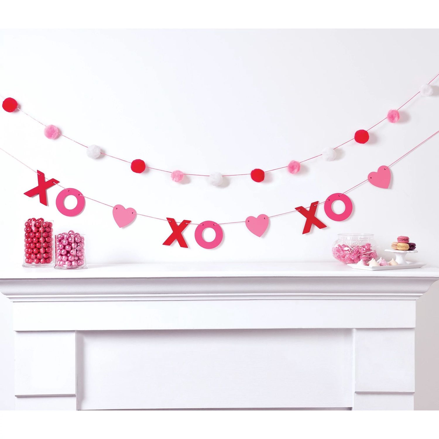 XOXO Valentine's Day MDF &amp; Plastic Banner Set, 2pc, 6ft