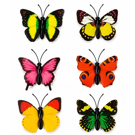 Small Plastic Decorative Butterflies – 6 Count