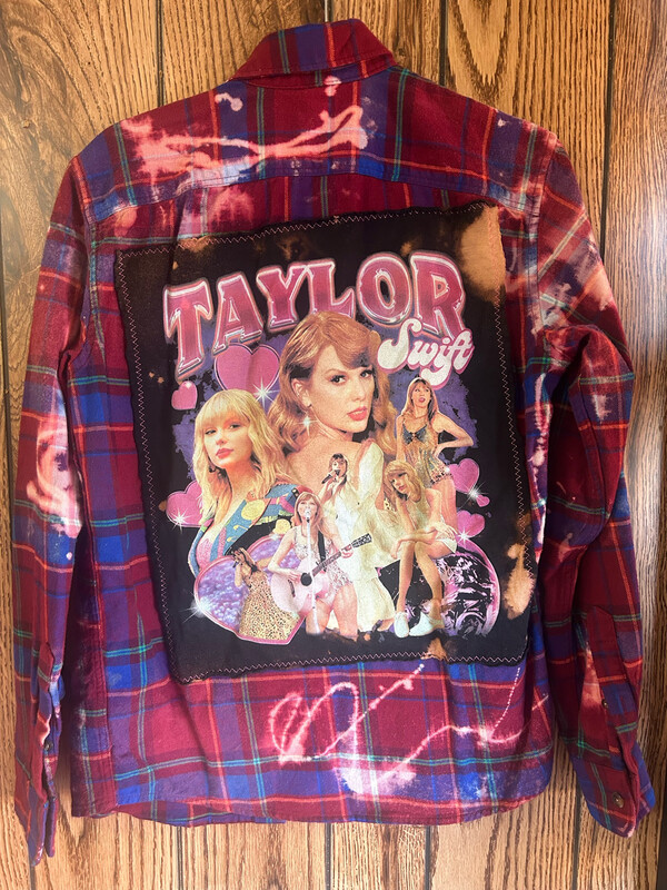 Taylor Swift Flannel