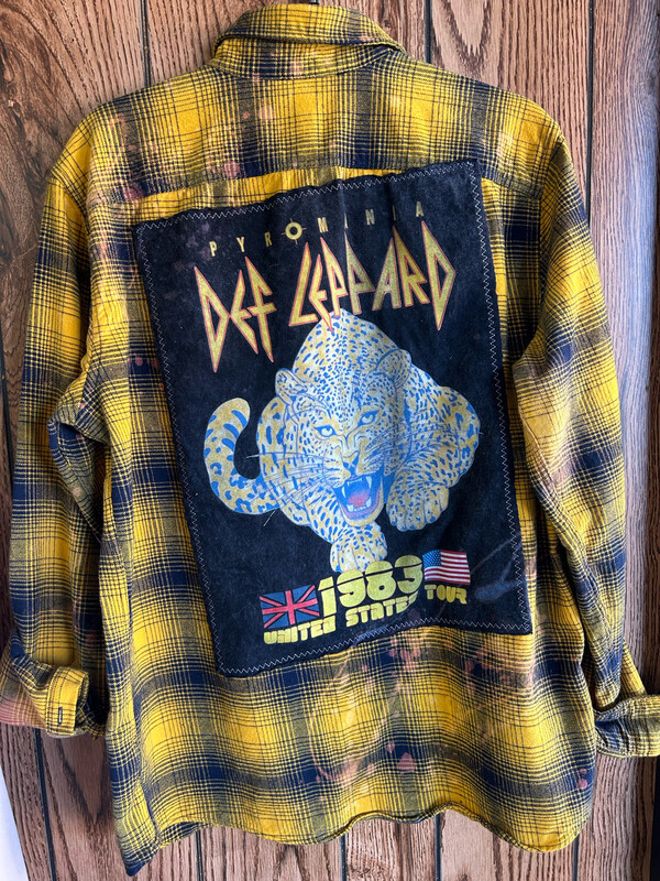 Def Leppard-Large