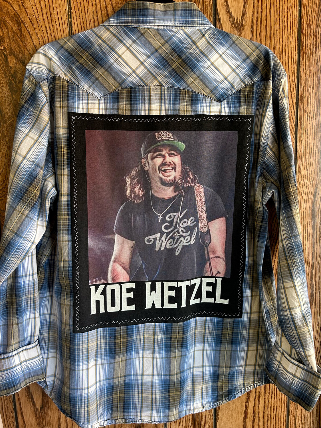 Koe Wetzel- Large
