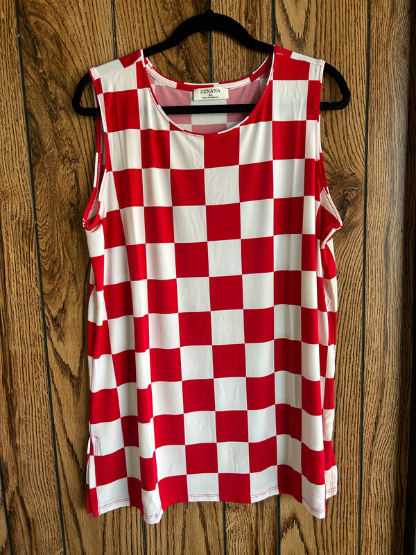 CHECKERED PRINT SLEEVELESS SIDE SLIT TUNIC