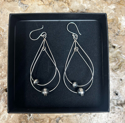 Navajo Pearl Teardrop Earrings