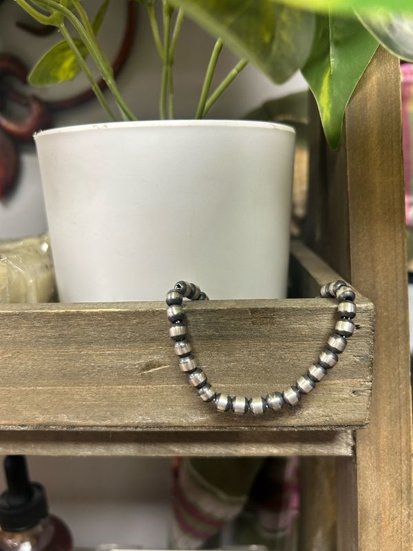 5MM Navajo Pearl Bracelet