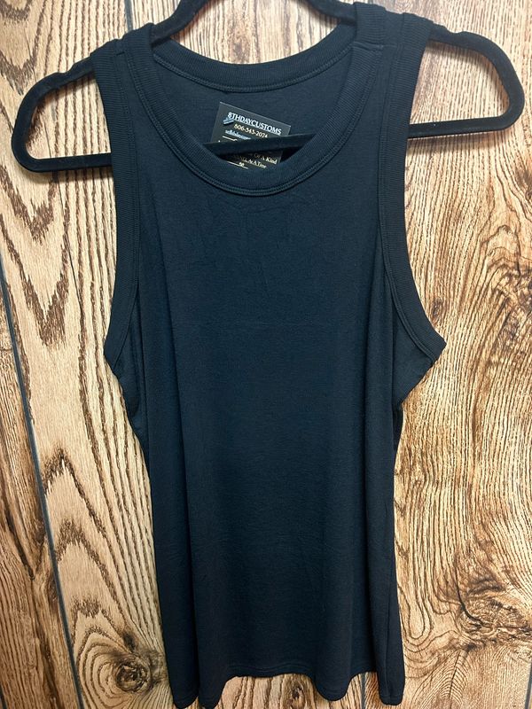 Sleeveless Basic Cami Tank Top- Black