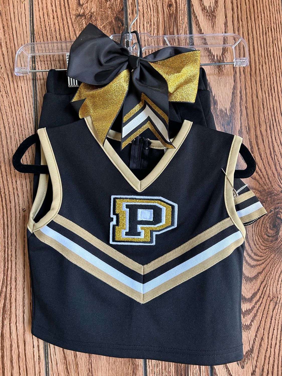 Post Cheerleading Uniform