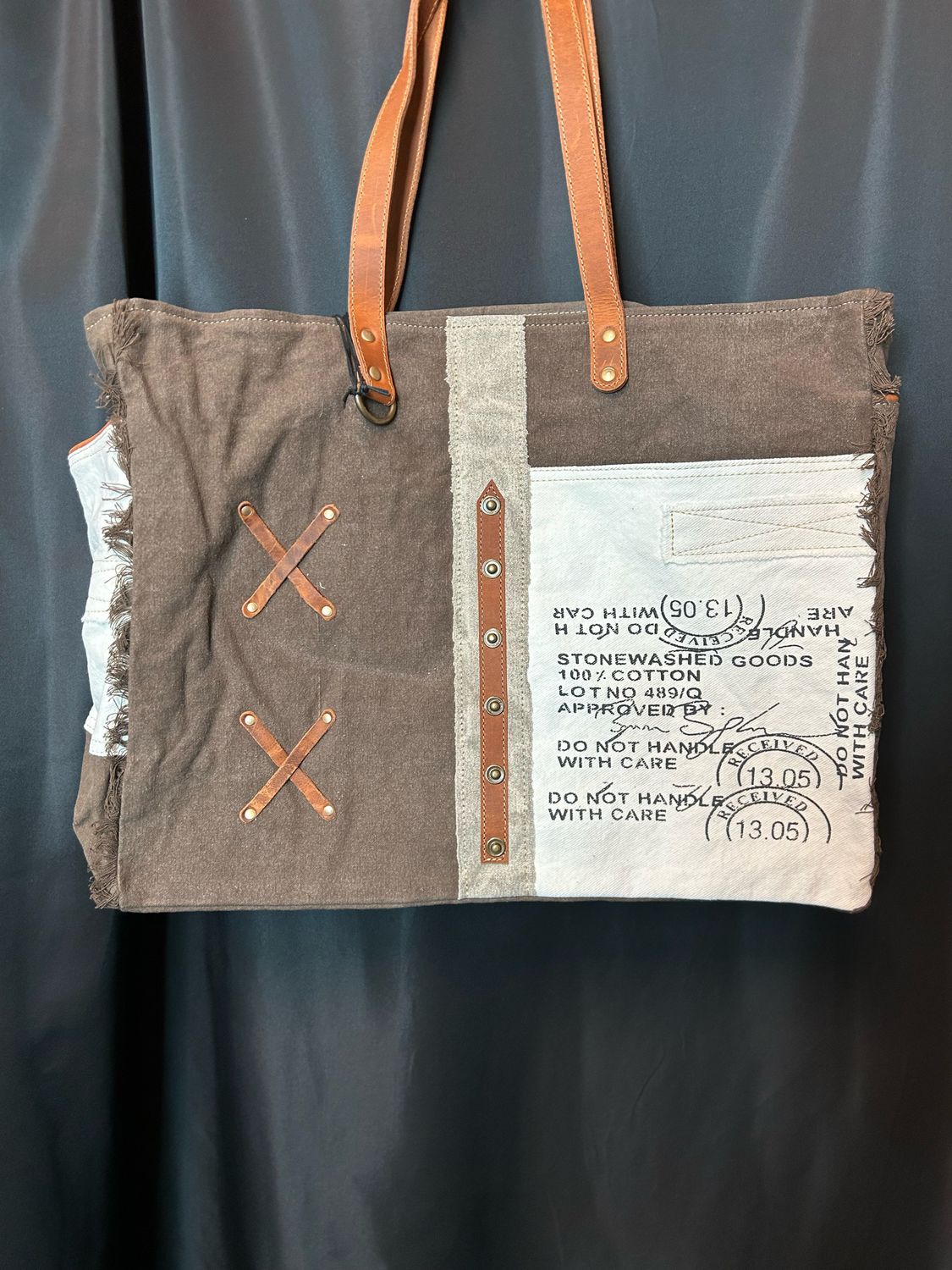 Graded Cotton Farmland Weekender Bag