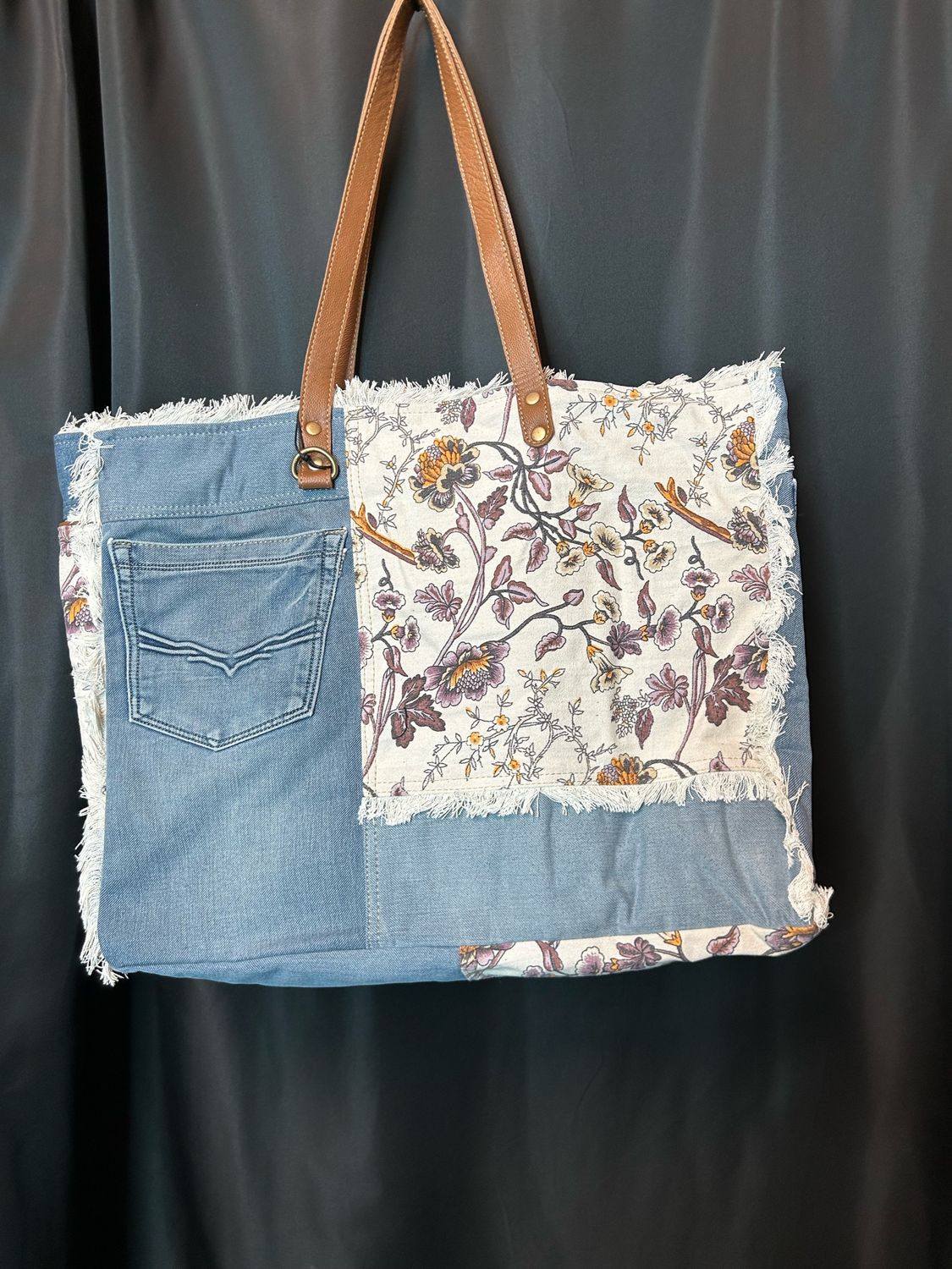 Venture Weekender Bag