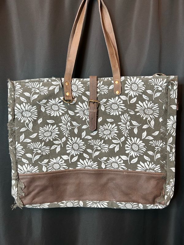 Anemone Weekender Bag