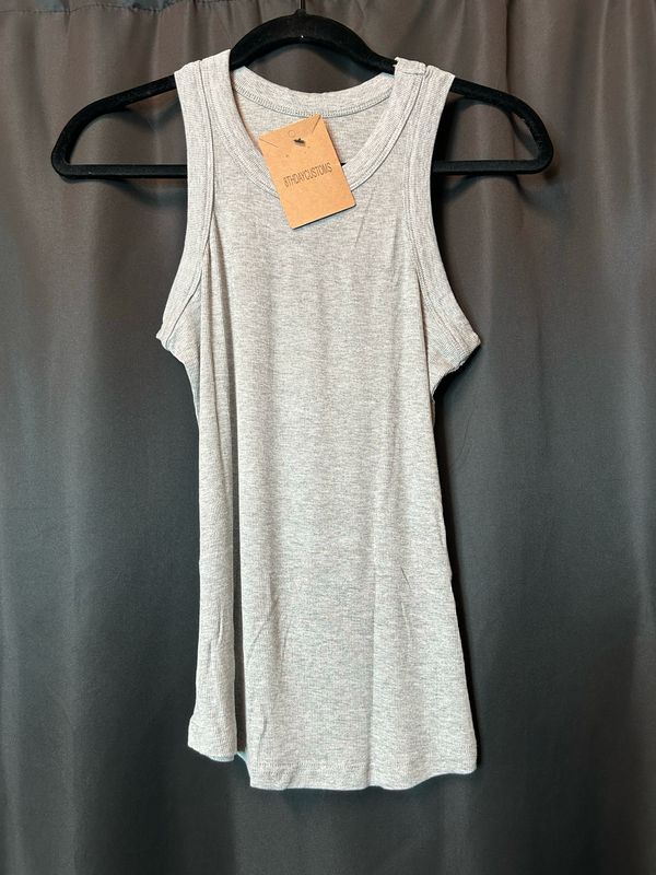 Sleeveless Basic Cami Tank Tops - Grey