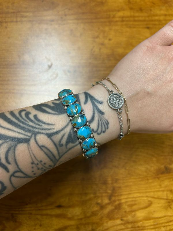 9 Stone Cuff