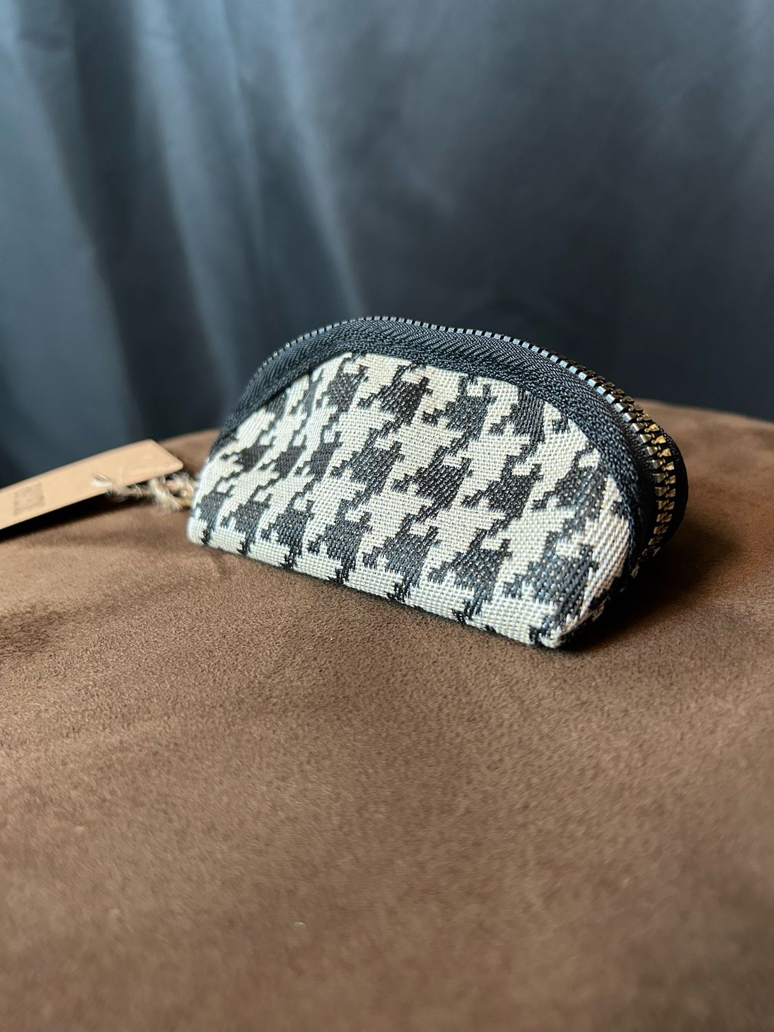 Houndstooth Zip Bag