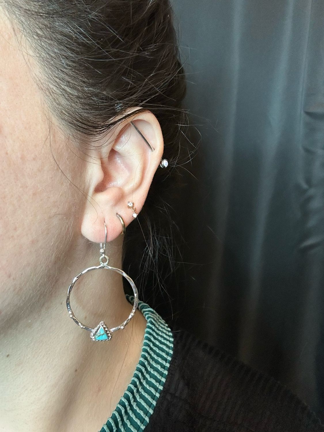 Mini Hammered Hoops w/ Triangles