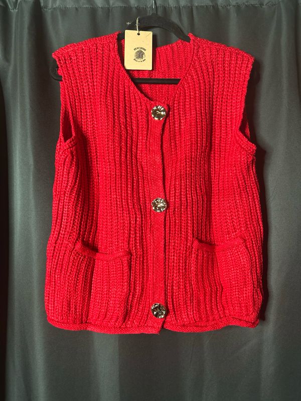 Textured Knit Sweater Vest