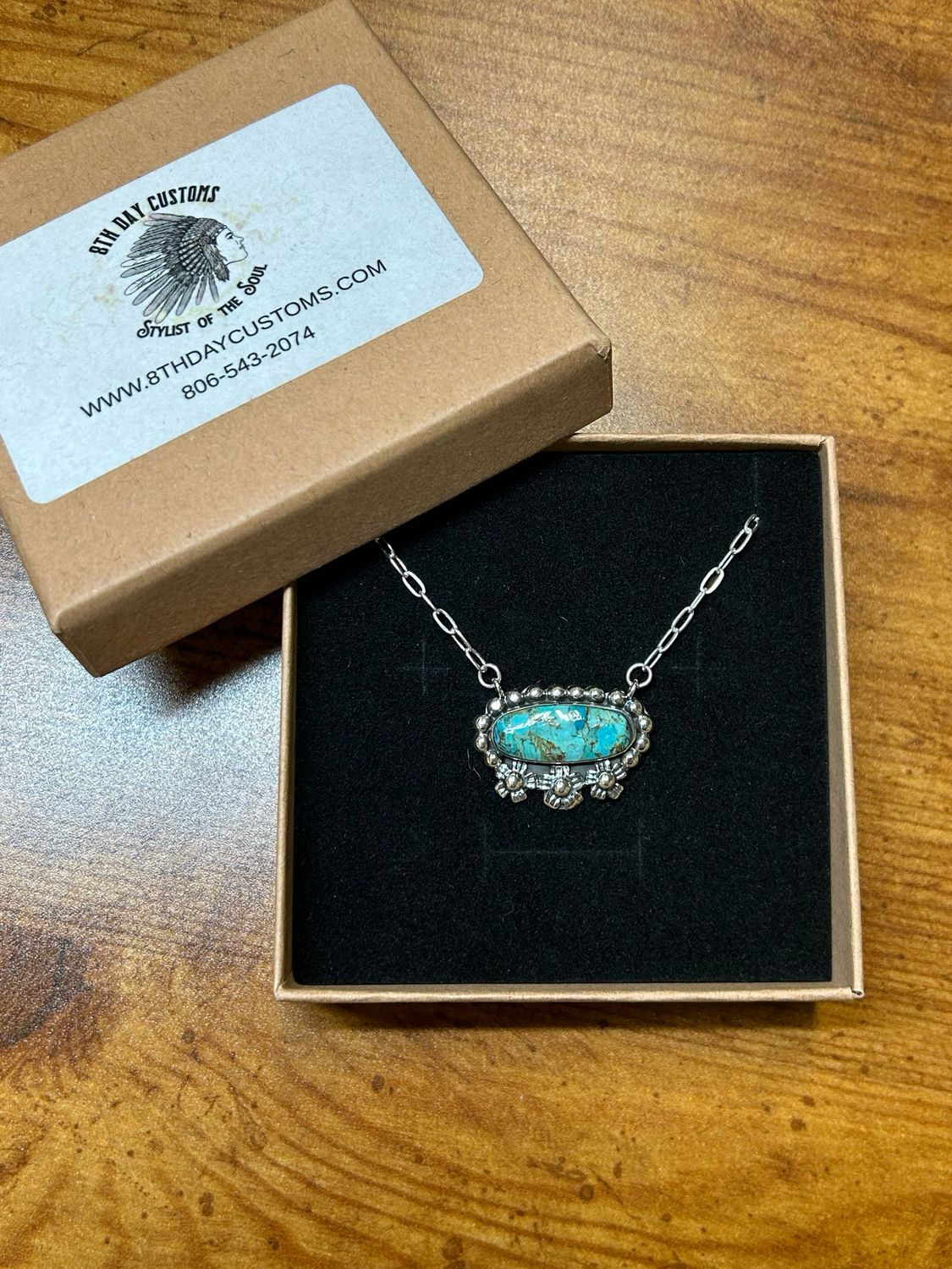 Oval Triple Flower Necklace