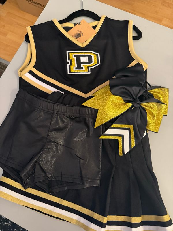 Post Cheerleading Uniform